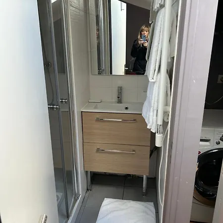 Daire Mezzanine 4 Pers 300m Rer B