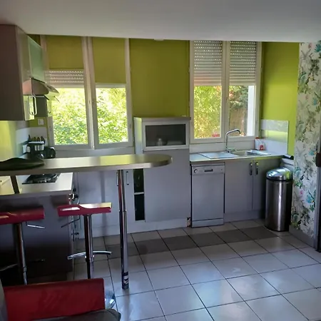 Mezzanine 4 Pers 300m Rer B Daire *